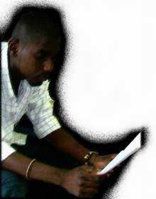 c'est mon petit frère il s'appel Adjmael, il est en 3année de droit de dévéloppement social à Tana madagascar et il est tres sympa, respectueux et ouvert et beau en plus.